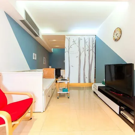 아파트 Privats Dzivoklis Ar Daudz Vietas